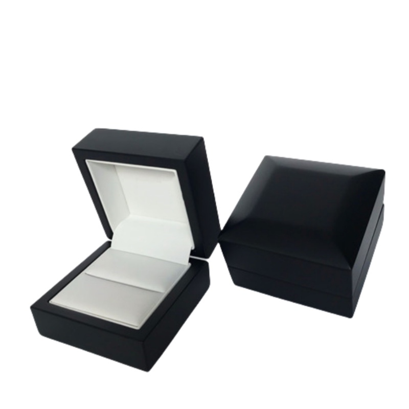 Solid Timber Box  Beveled Edge LH Series for Ring