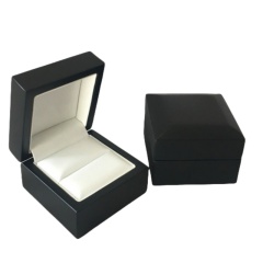 Solid Timber Box  Beveled Edge LH Series for Ring