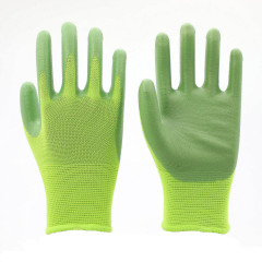 13G Green nylon liner with nitrile foam coating