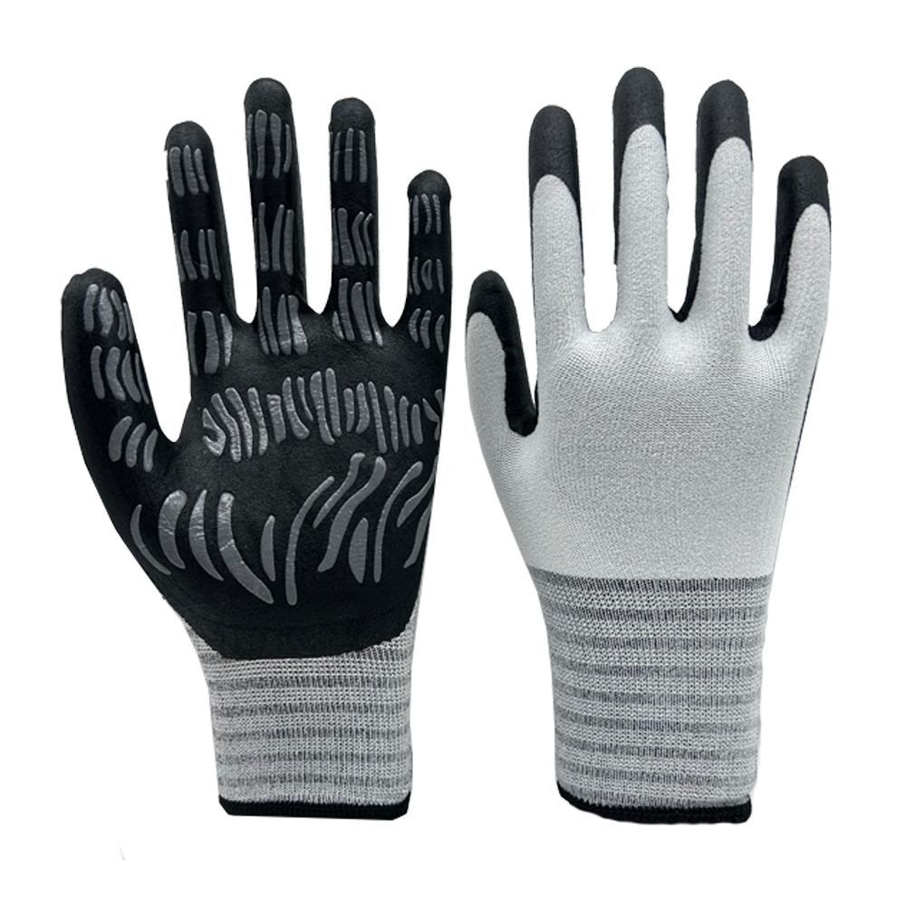 15G White Spandex+Polyester Liner With Black Micro-Foam Nitrile Palm Coating,Dots On Palm