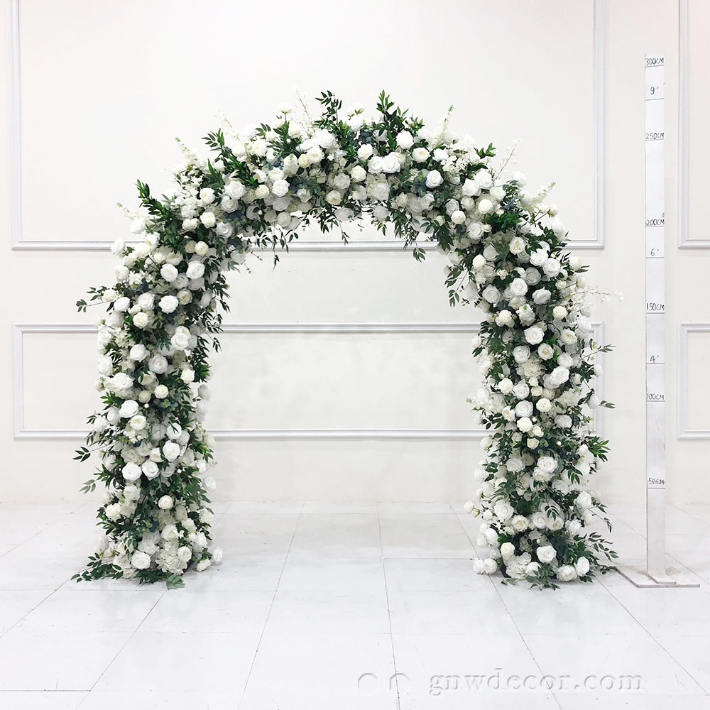 Artificial flower arch : n shape