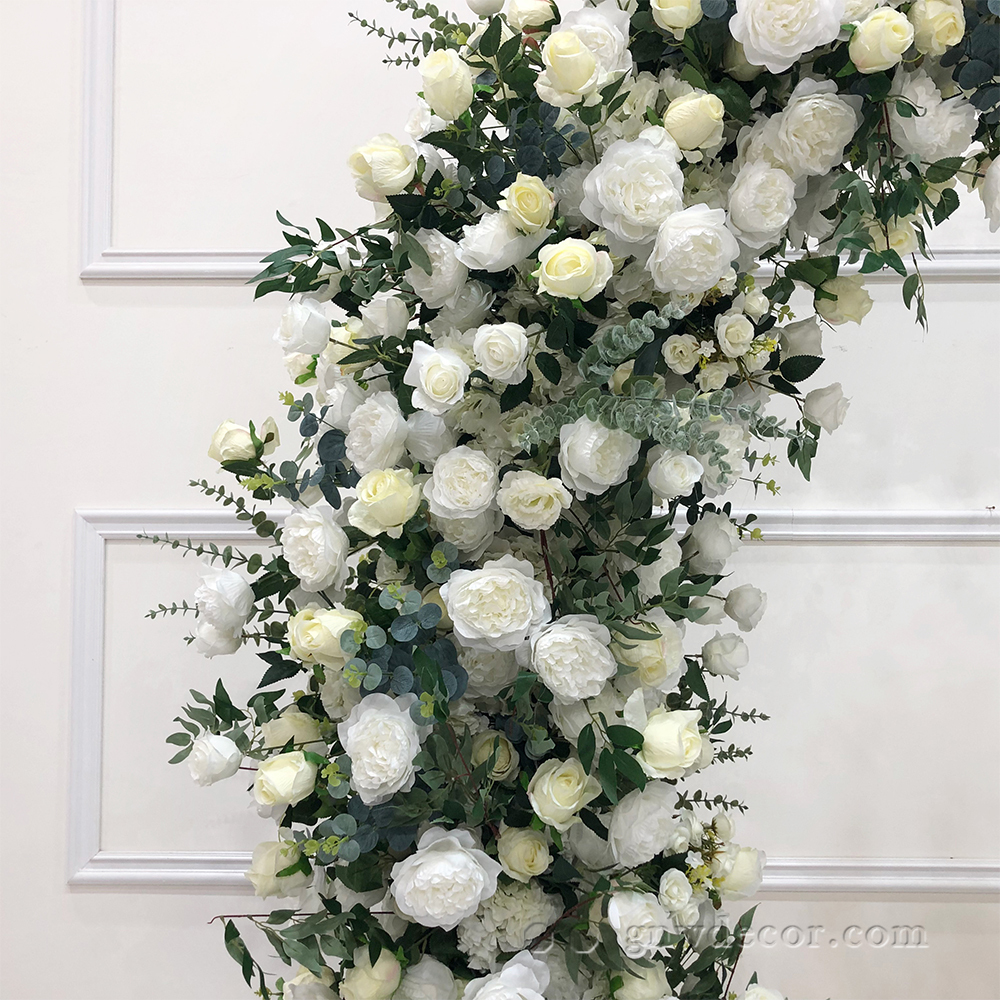 Artificial flower arch : n shape