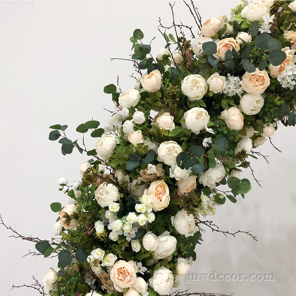 Artificial flower arch : n shape