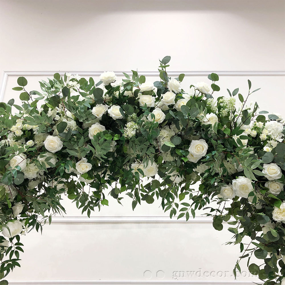 Artificial flower arch : n shape