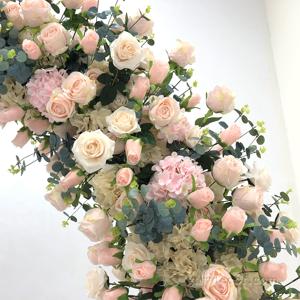 Artificial flower arch : n shape