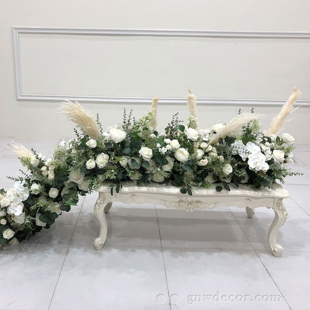 Artificial flower top table runner strip