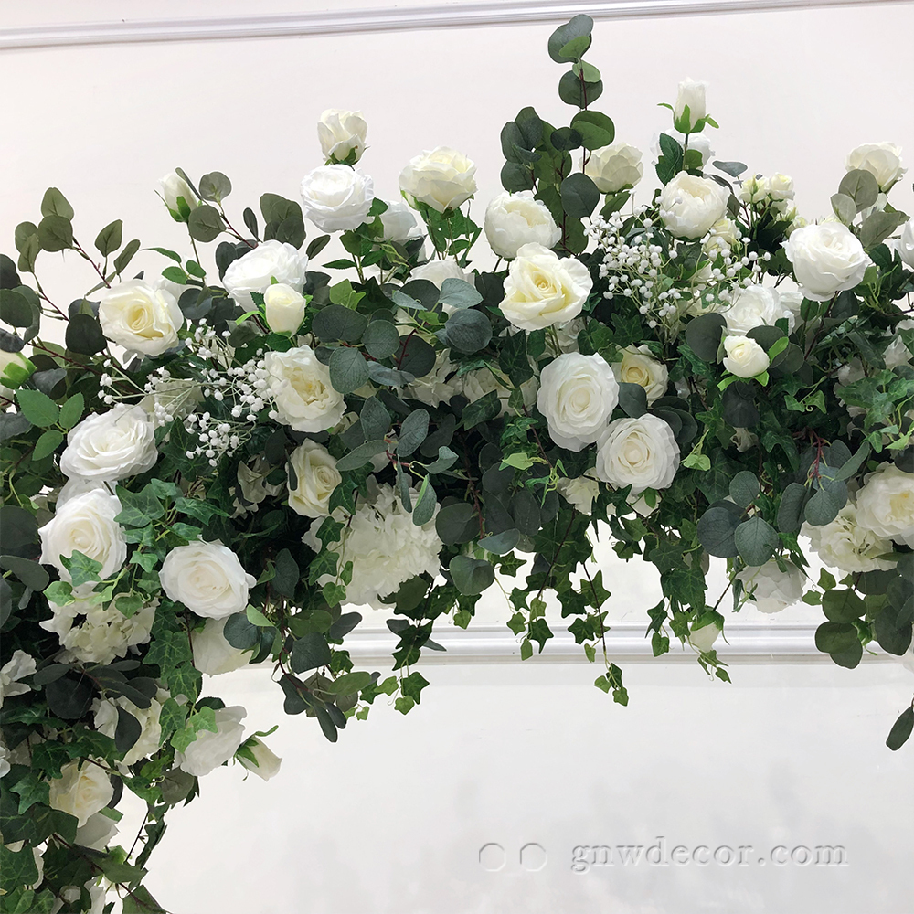 Artificial flower arch : n shape