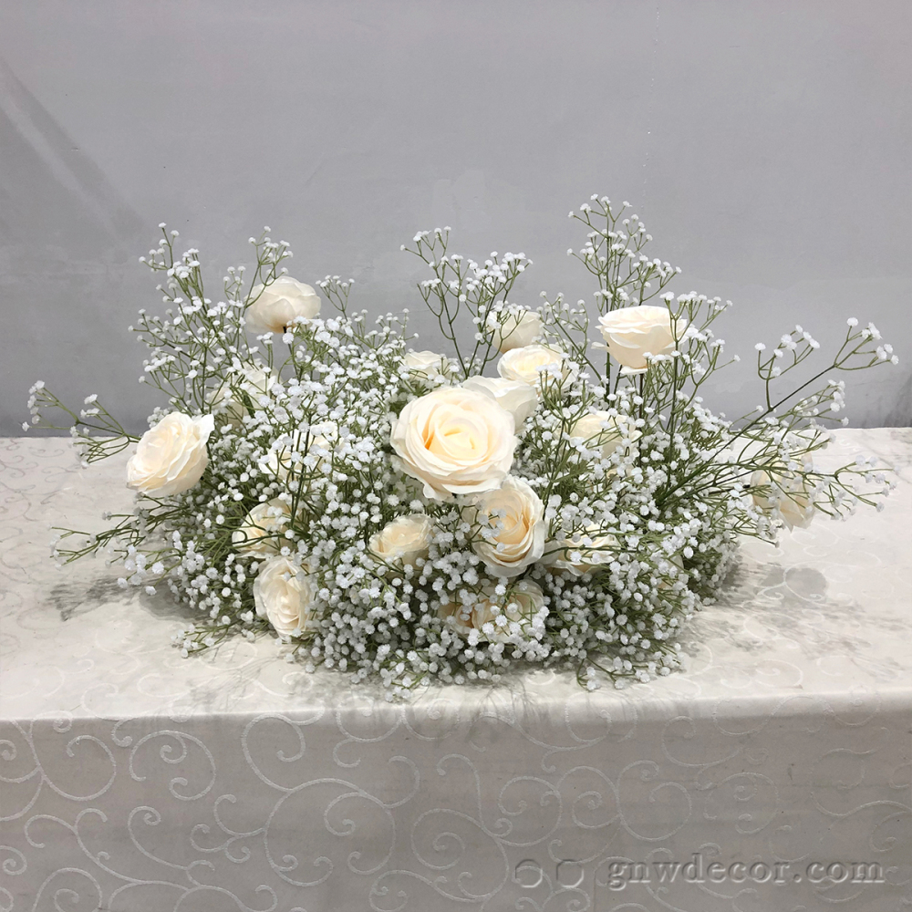 Artificial flower wreath
