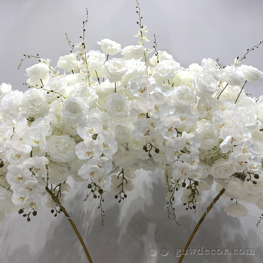 Artificial flower table centerpieces