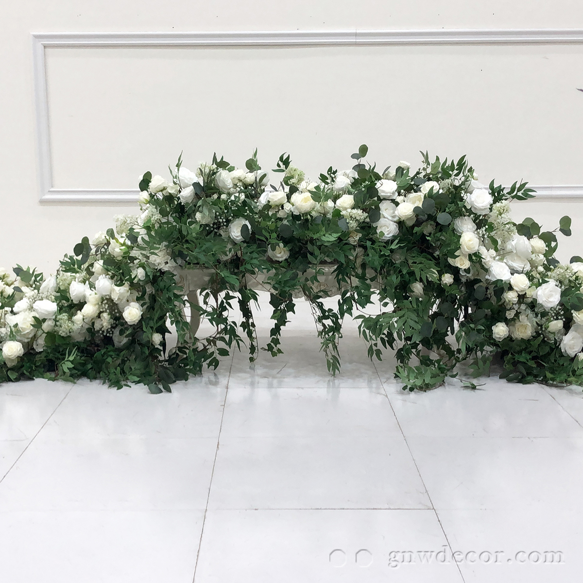 Artificial flower top table runner strip