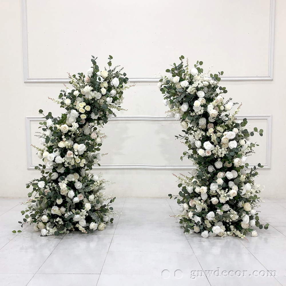 Artificial flower arch : 11 pillars