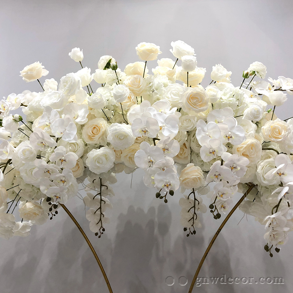 Artificial flower table centerpieces