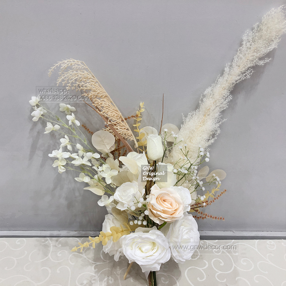 Artificial flower bouquet