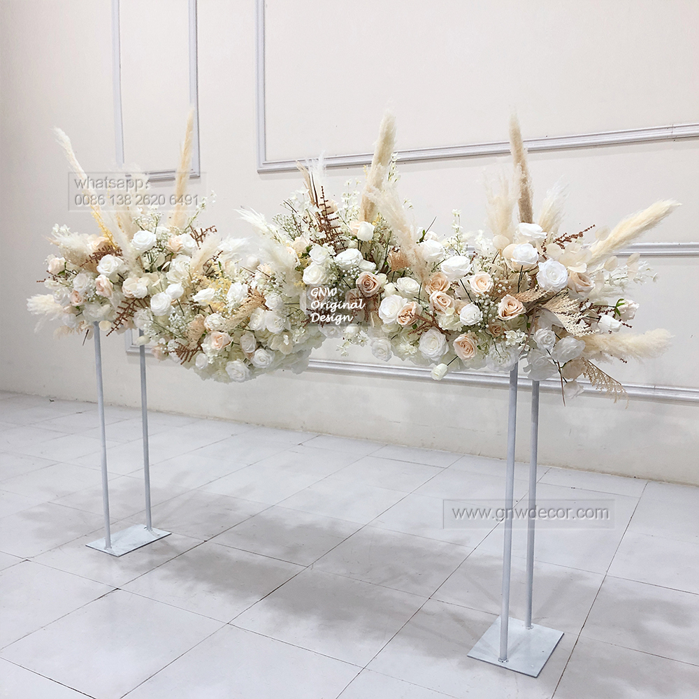 Artificial flower table centerpieces
