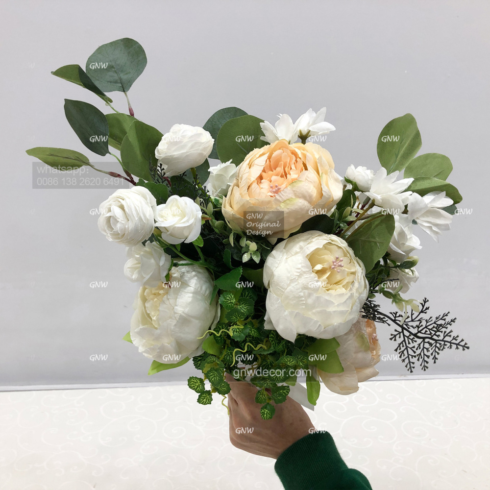 Artificial flower bouquet