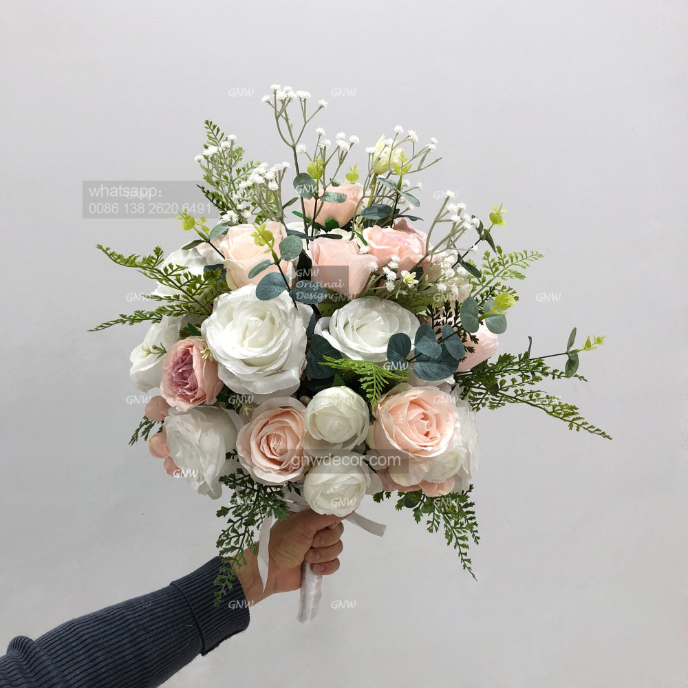 Artificial flower bouquet