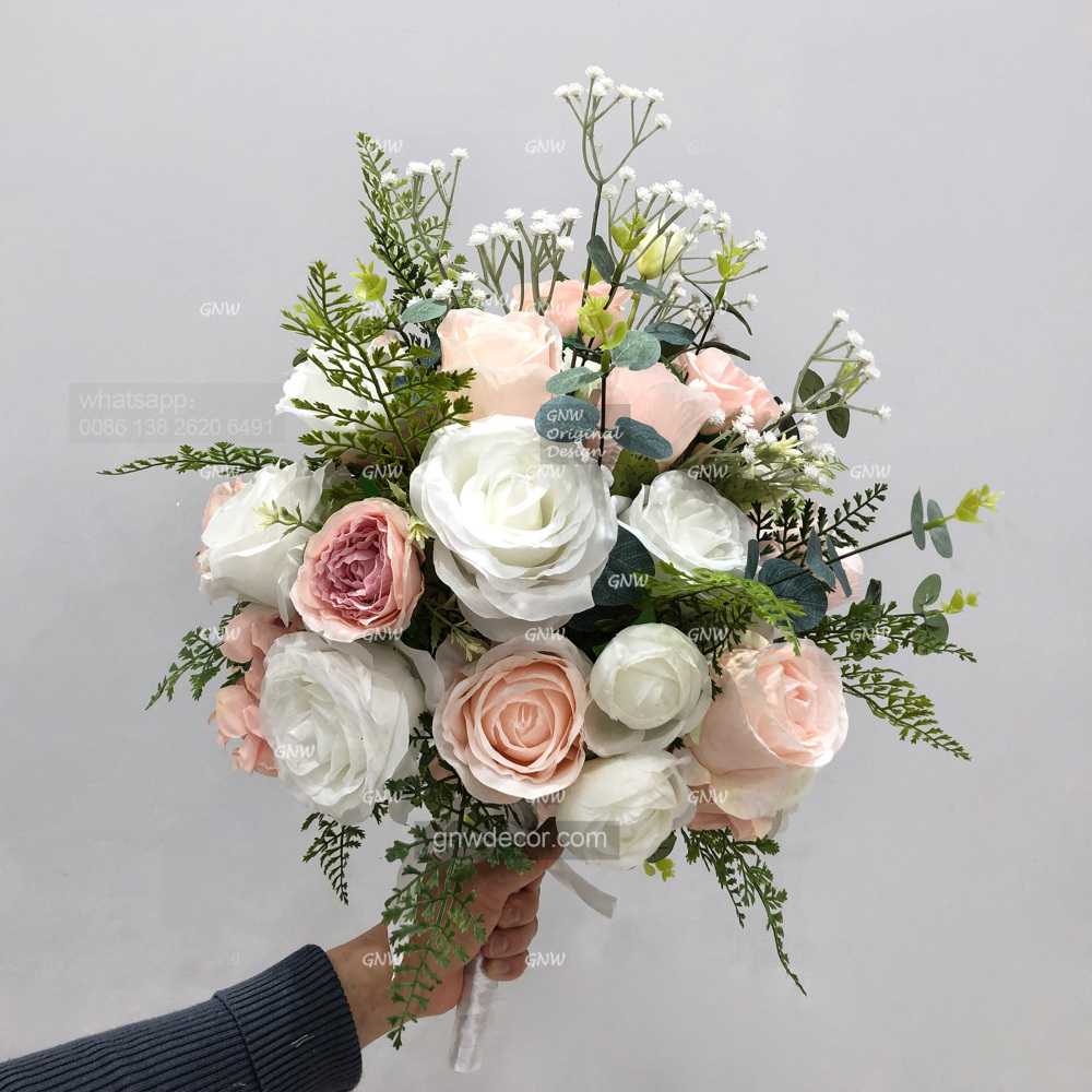 Artificial flower bouquet