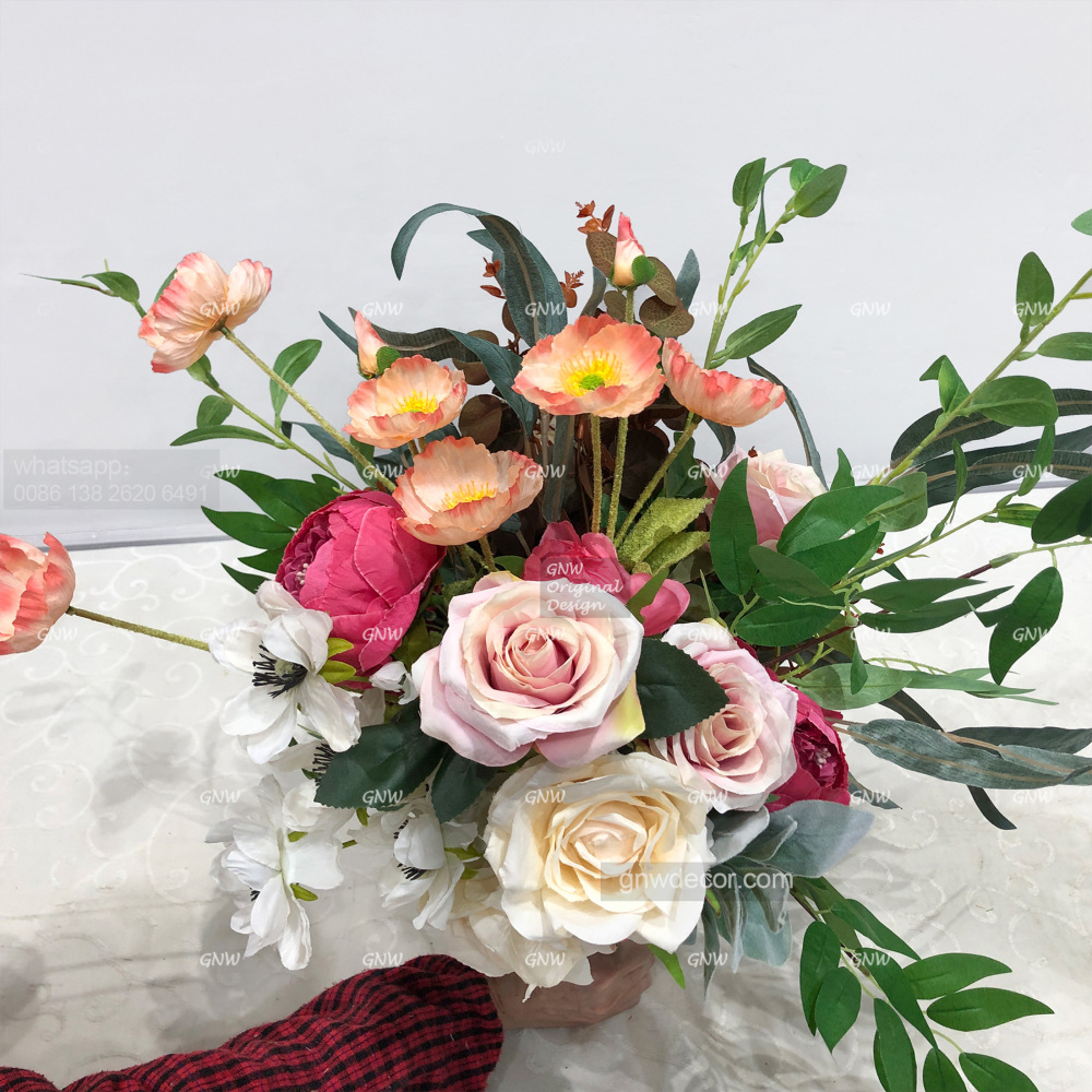 Artificial flower bouquet