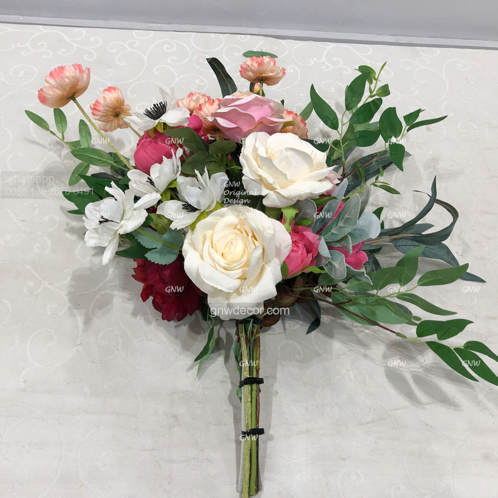 Artificial flower bouquet