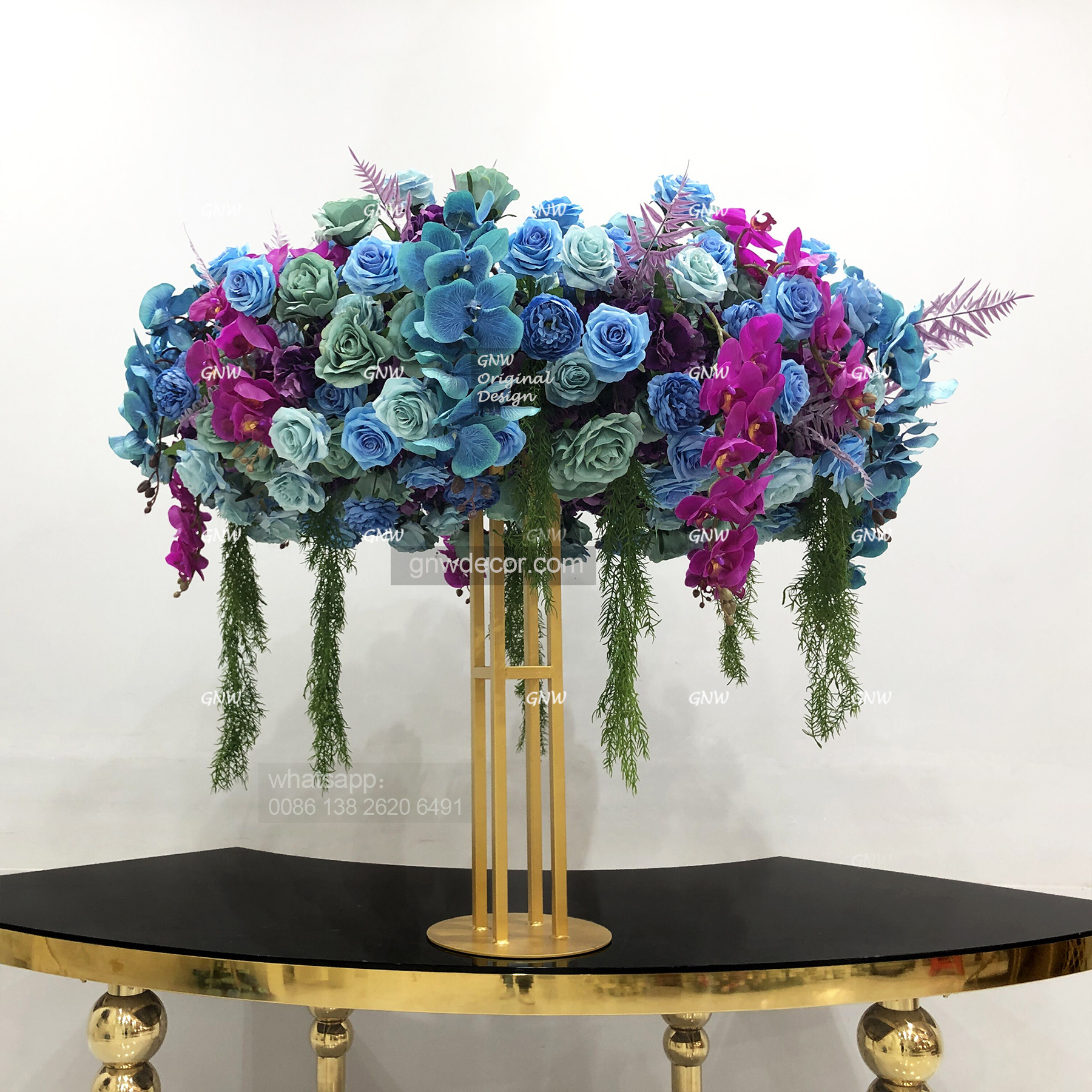 Artificial flower table centerpieces