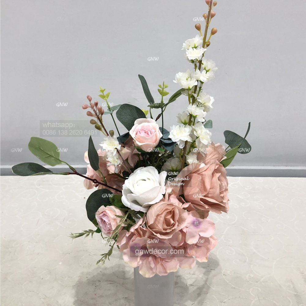 Artificial flower bouquet