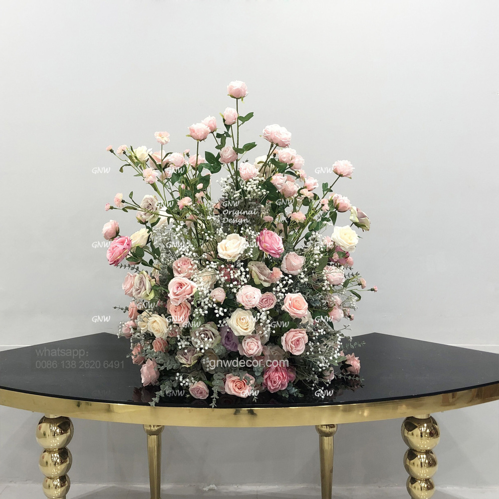 Artificial flower arrangement