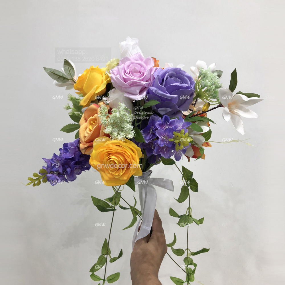 Artificial flower bouquet