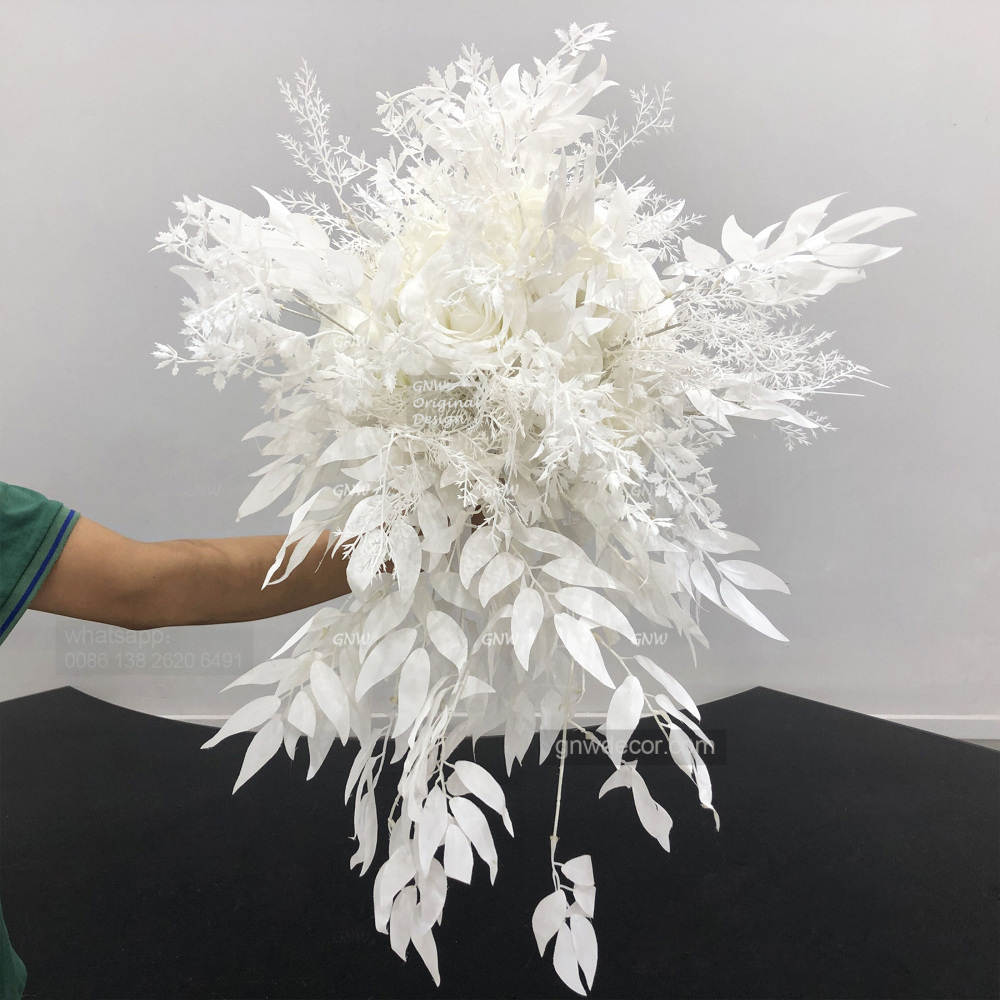 Artificial flower bouquet