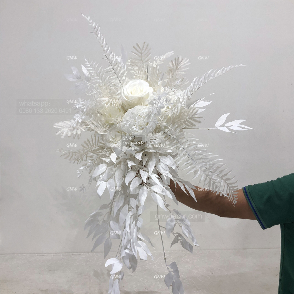 Artificial flower bouquet