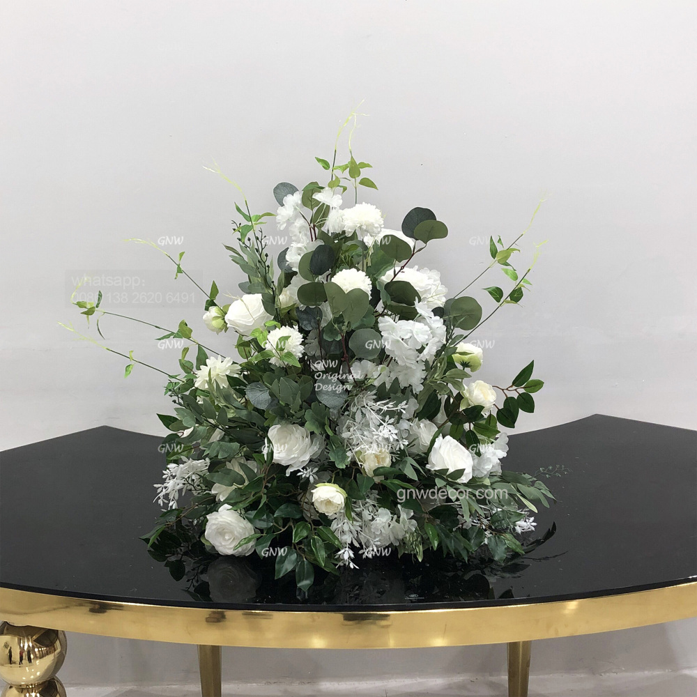 Artificial flower arrangement