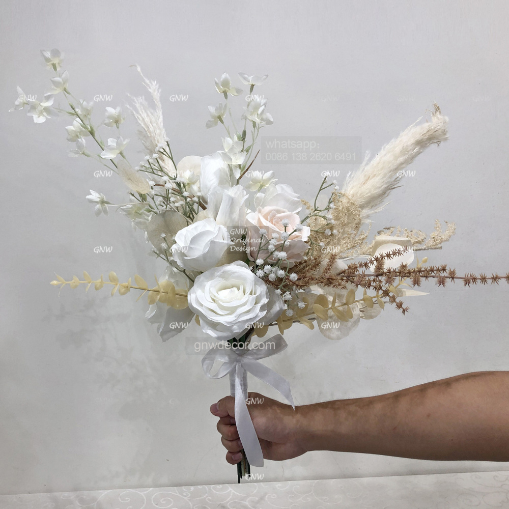 Artificial flower bouquet