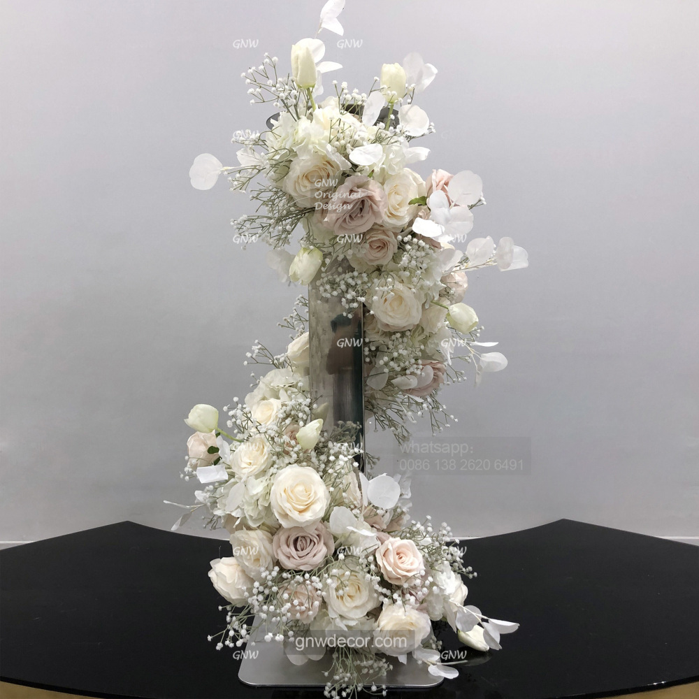 Artificial flower garland