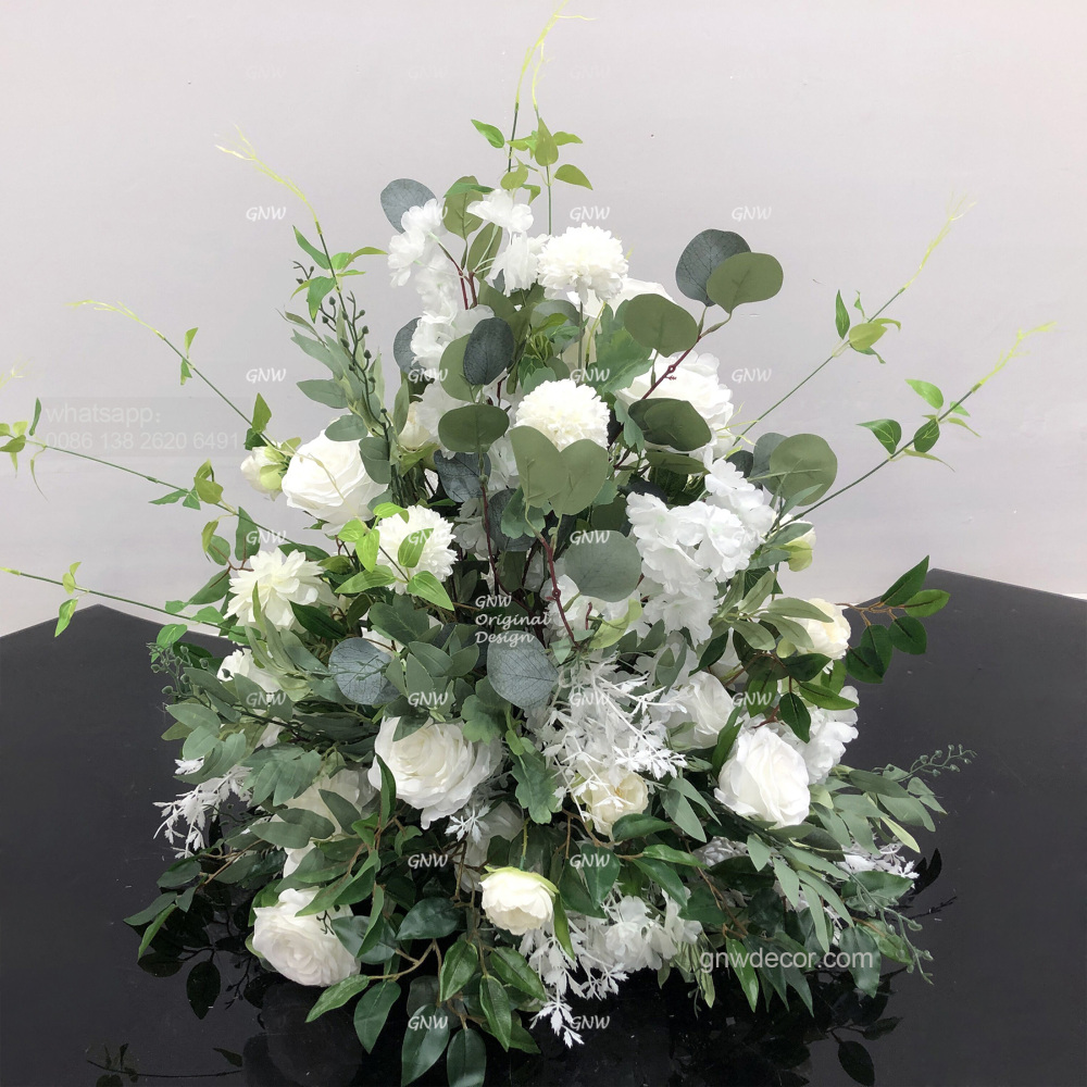 Artificial flower arrangement