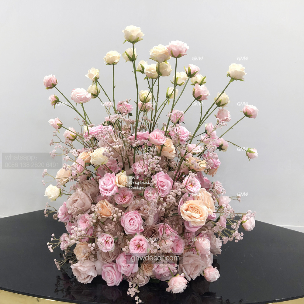 Artificial flower arrangement