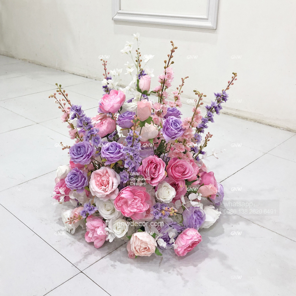 Artificial flower arrangement
