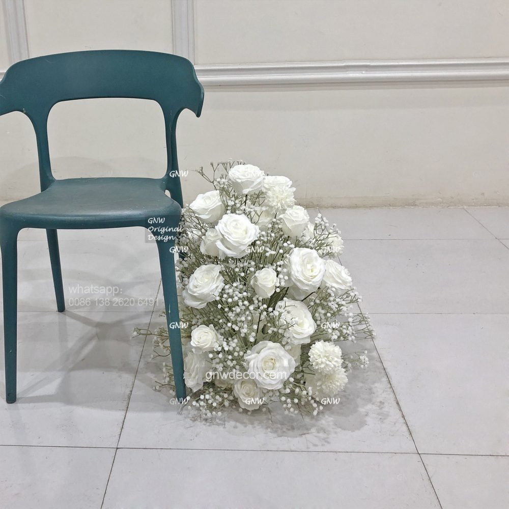 Artificial flower arrangement
