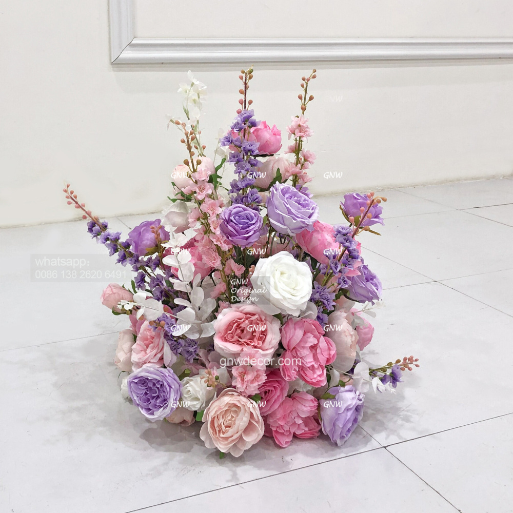 Artificial flower arrangement
