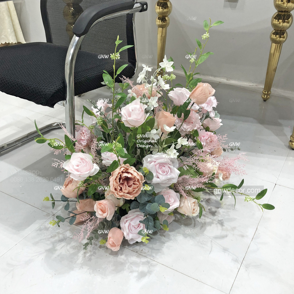 Artificial flower arrangement