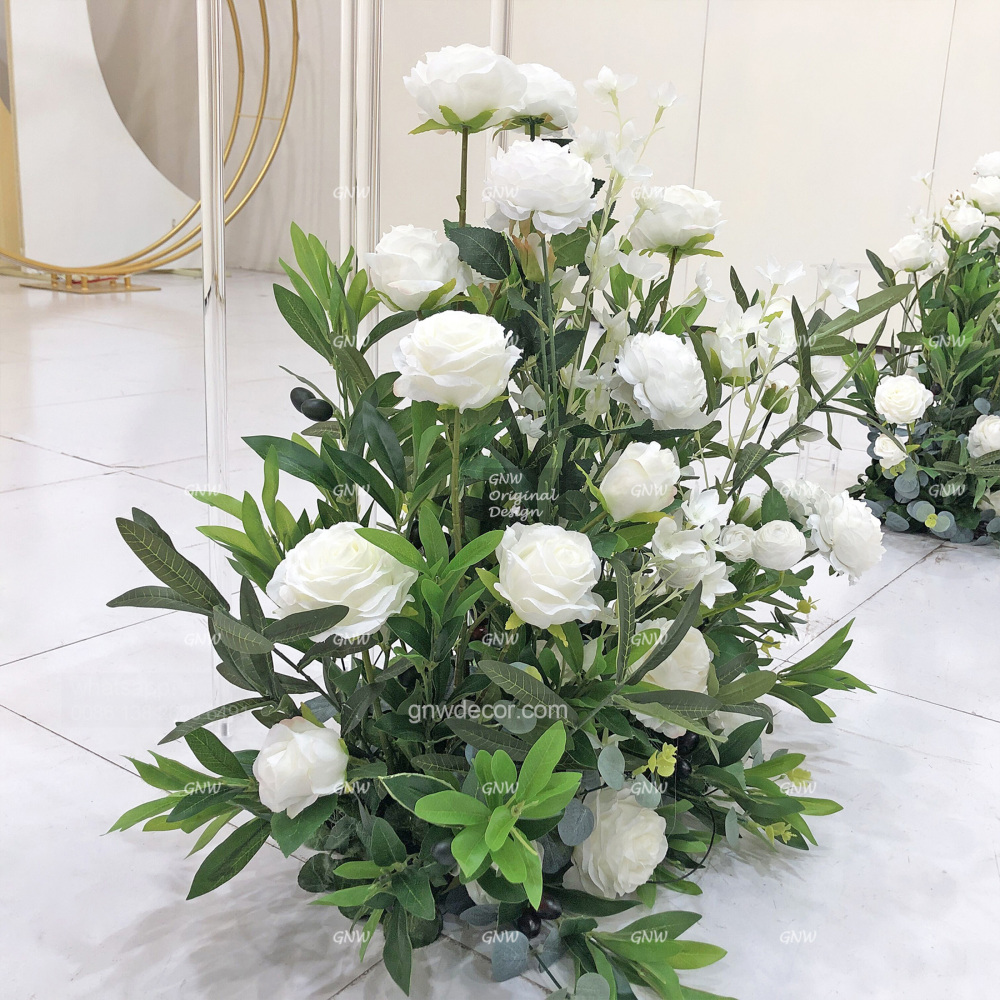 Artificial flower arrangement