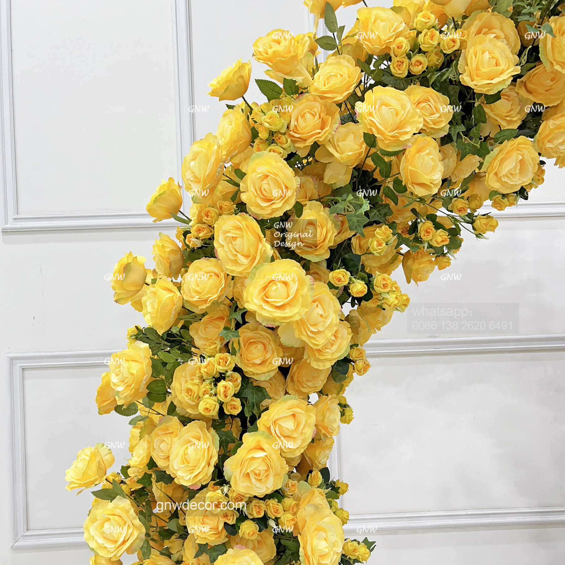 Artificial flower arch : n shape