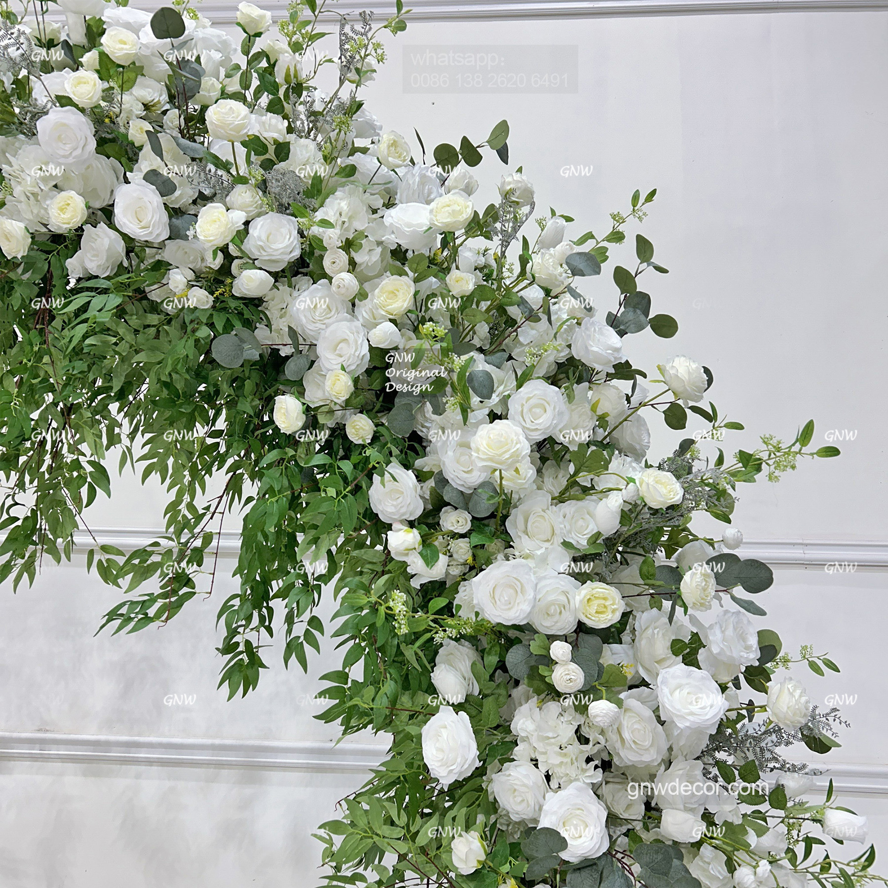 Artificial flower arch : n shape