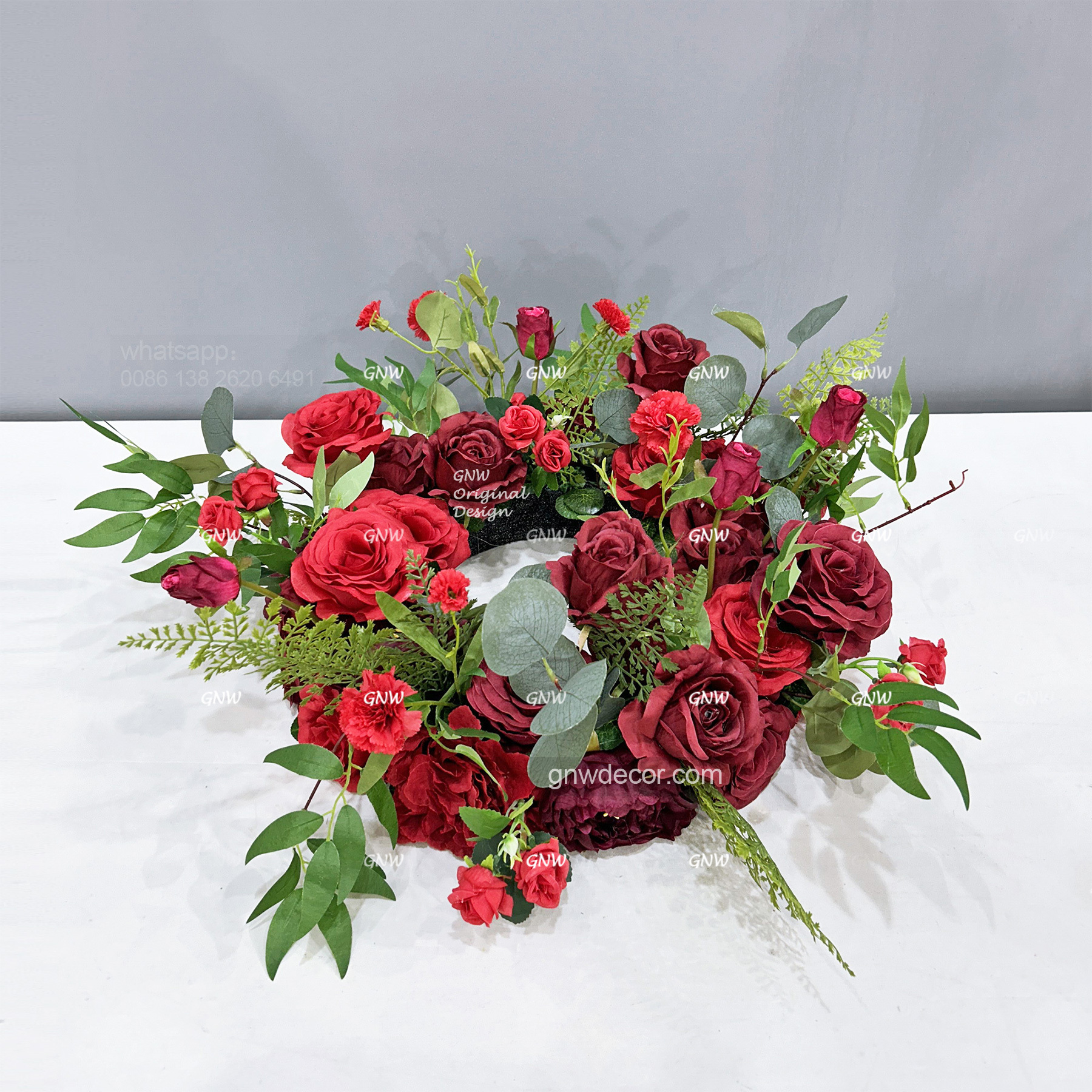 Artificial flower wreath