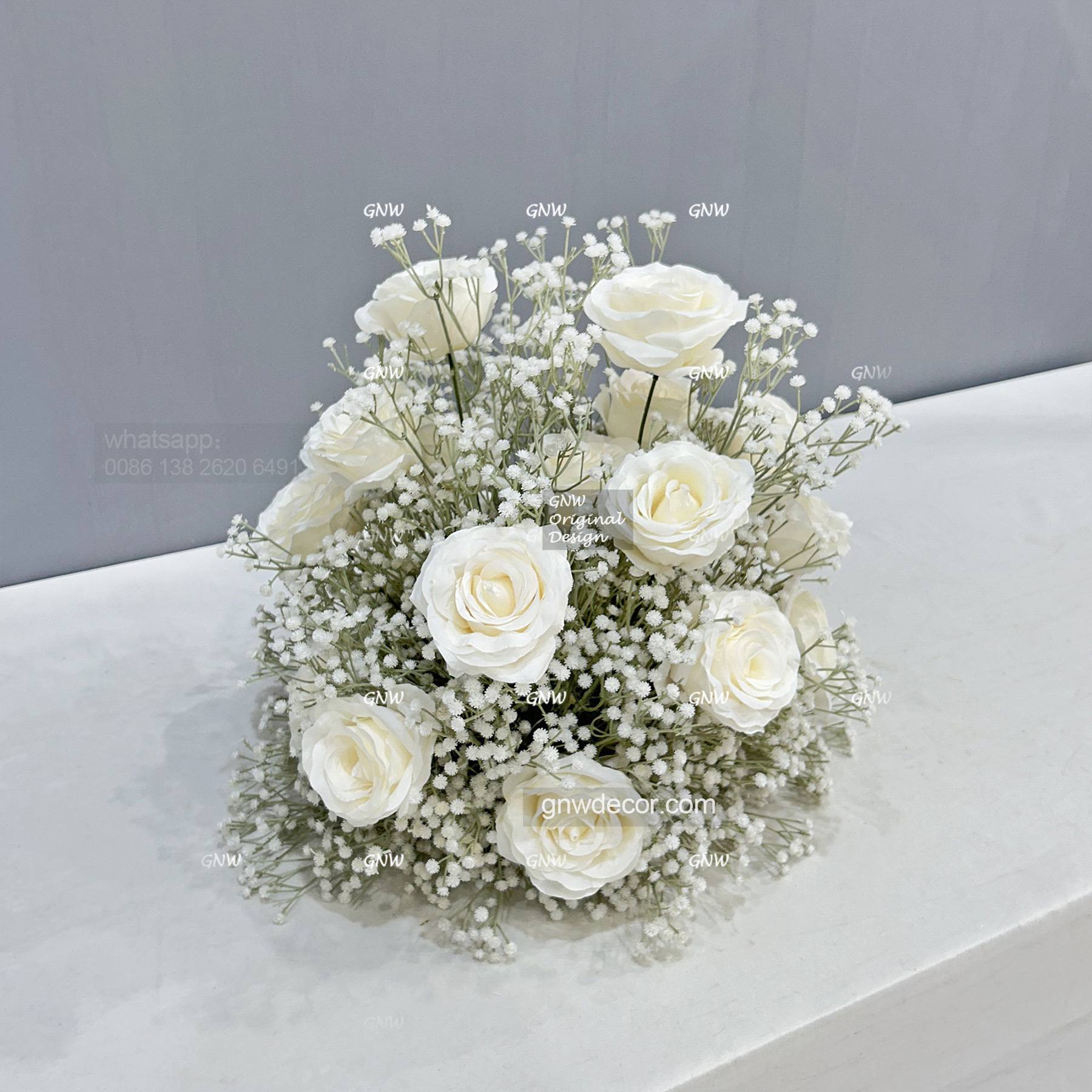 Artificial flower arrangement