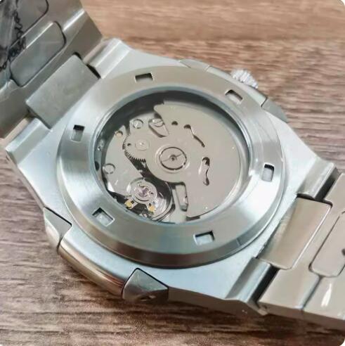 Men's Automatic Mechanical Watch Nautilus Style Stainless Steel Case Strap with NH35A Movement
