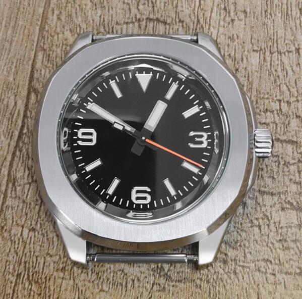 New men's automatic mechanical watch with 40mm precision steel case, 369 green glow lettering, equipped with Japanese NH35 movement