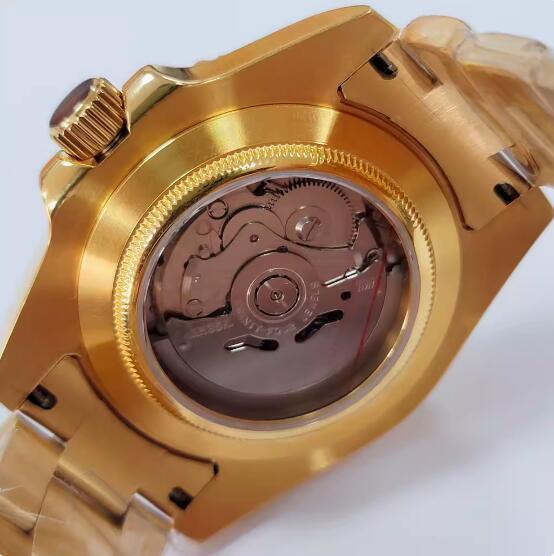 39MM Men's Automatic Mechanical Watch PVD Gold Precision Steel Case with Minimalist dial equipped with Japanese NH35 movement