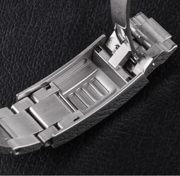 Mechanical watch 36MM oyster style constant motion R-side case with pull teeth, full sand strap, blue glow dial, equipped with NH35 movement