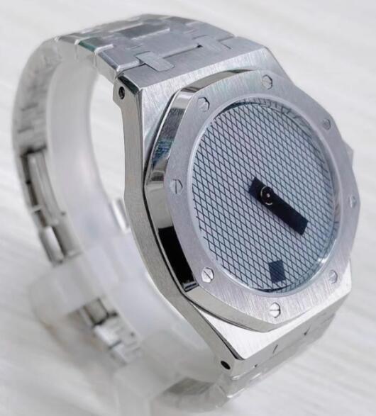 Men's mechanical watch with 41mm geometric dial and stainless steel case paired with new NH35A movement