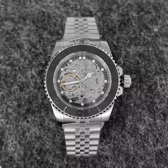Men's hollowed out mechanical watch with 40mm stainless steel case and black ring surface equipped with NH70 mechanical movement