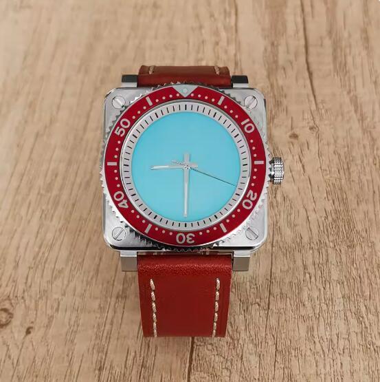 The new men's mechanical watch features a minimalist square and genuine leather strap with a Japanese NH35 movement